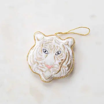 Tiger Ornament White/Gold 3.75x4